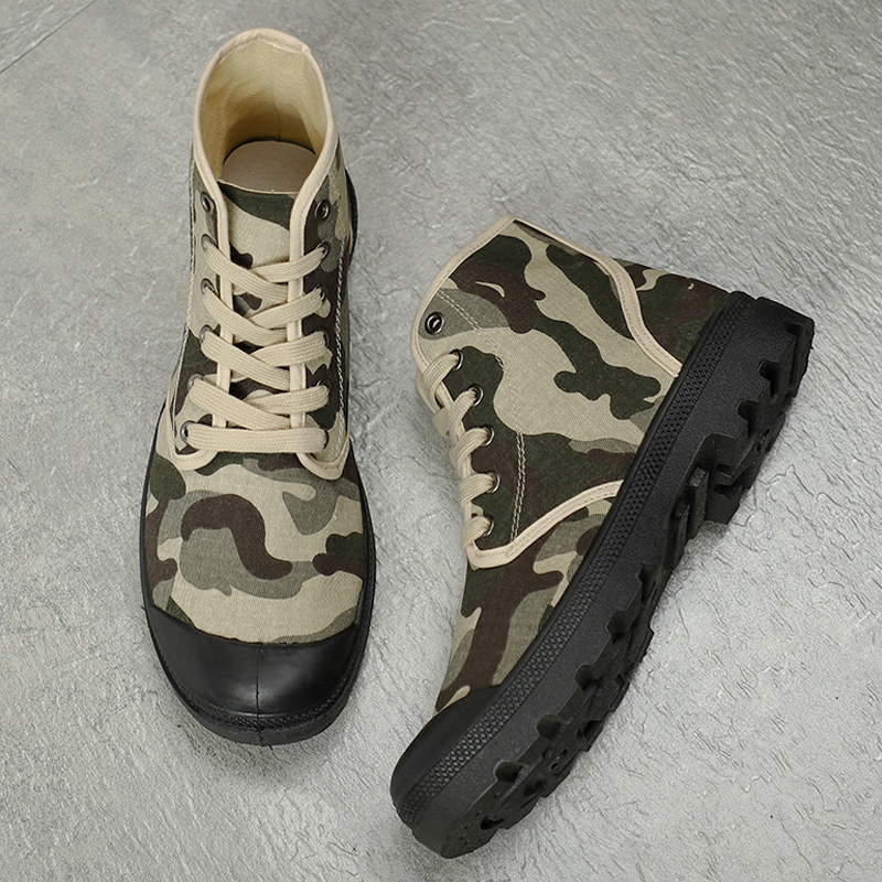 Retro Camouflage Canvas Work Boots