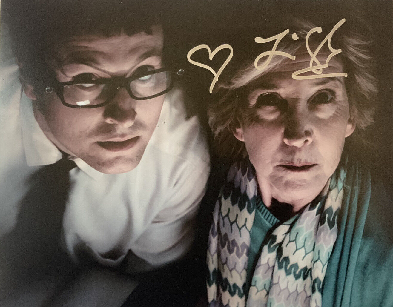 LIN SHAYE HAND SIGNED 8x10 Photo Poster painting INSIDIOUS HORROR MOVIE AUTOGRAPH AUTHENTIC