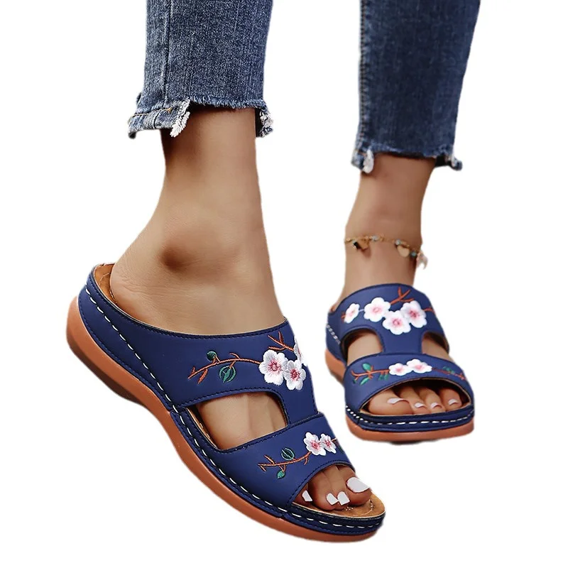 Breakj Breakj Large-Size One-Size-In-One Slippers Women's Summer Roman Shoes Heel Thick-Soled Sandals Embroidered Women's Cool Slippers