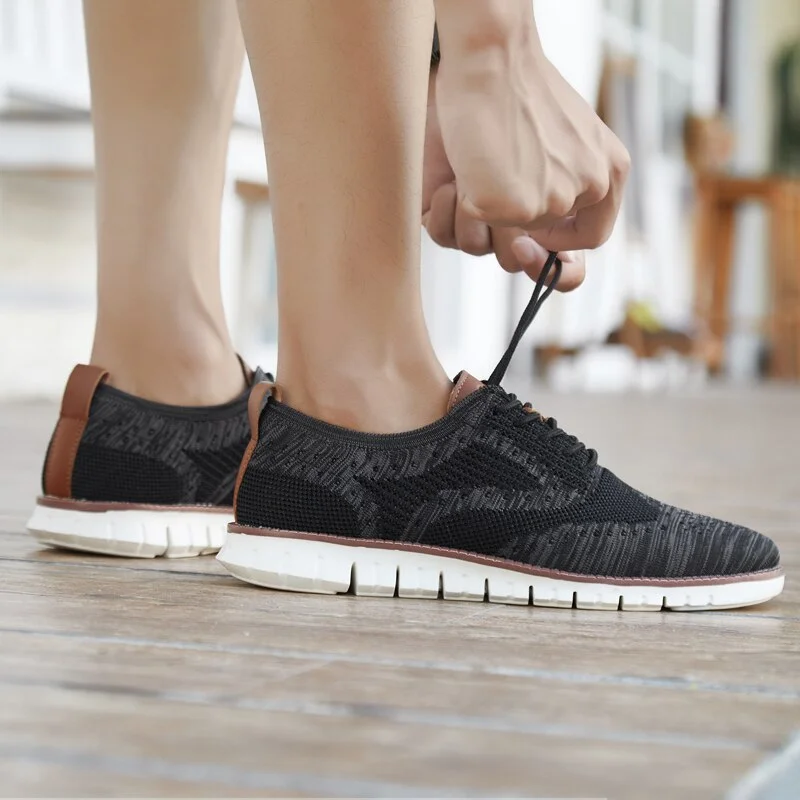 New Casual Knitted Mesh Mens Shoes Solid Shallow Lace Up Lightweight Soft Men Sneakers Shoes Breathable Footwear Flats Zapatos