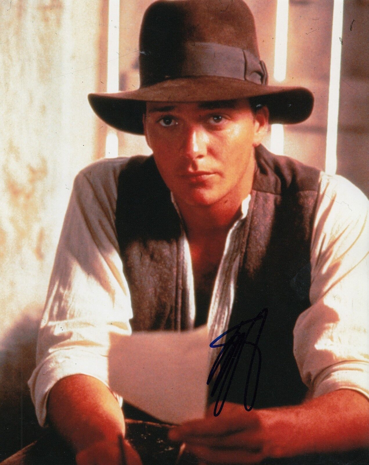 SEAN PATRICK FLANERY signed (THE YOUNG INDIANA JONES CHRONICLES) 8X10 W/COA