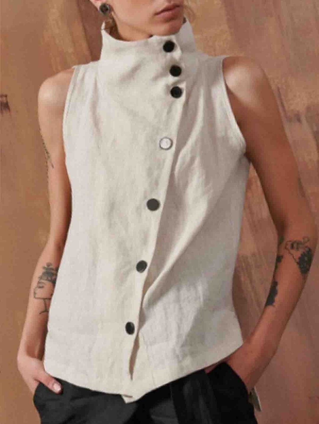 *Sleeveless Casual Buttoned Cotton Top