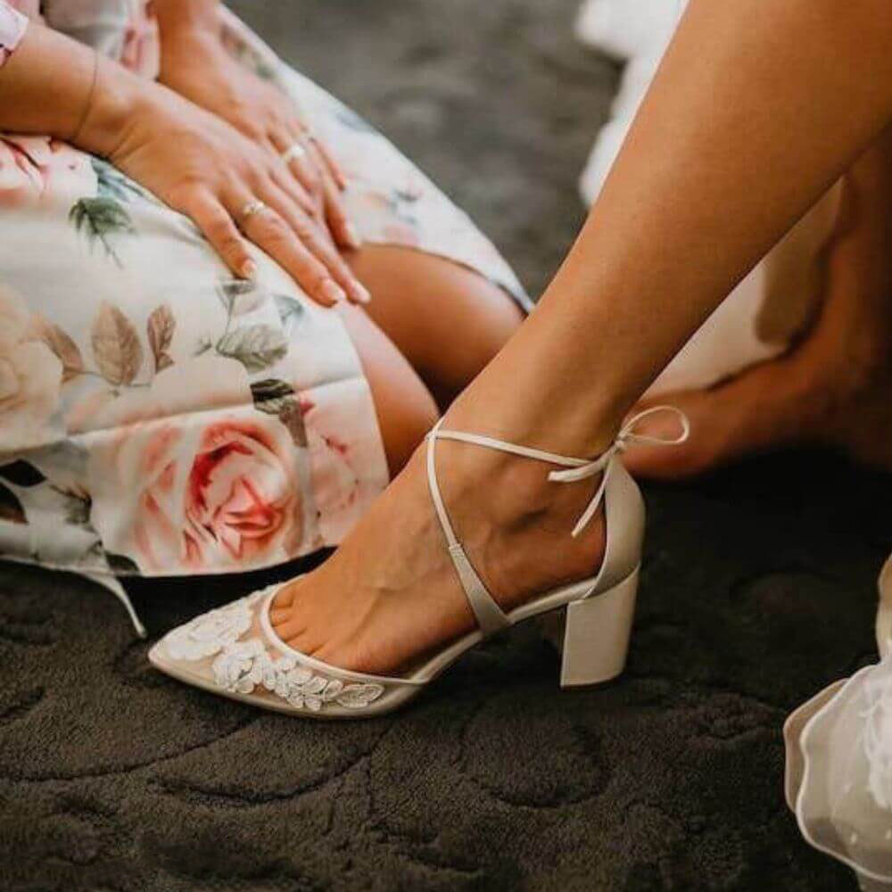 Ivory Lace Floral Embroidered Block Heel Pumps Lace-Up Bridal Shoes
