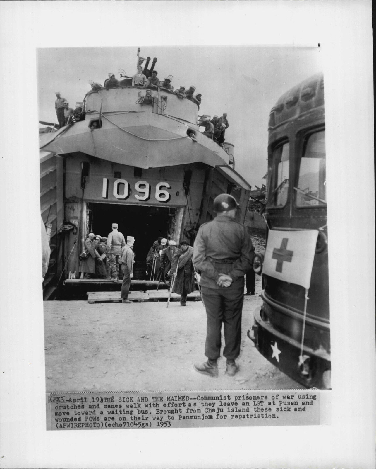 Korea War Sick and Wounded Prisoner Exchange Aboard LST 1096 1953 Press Photo Poster painting