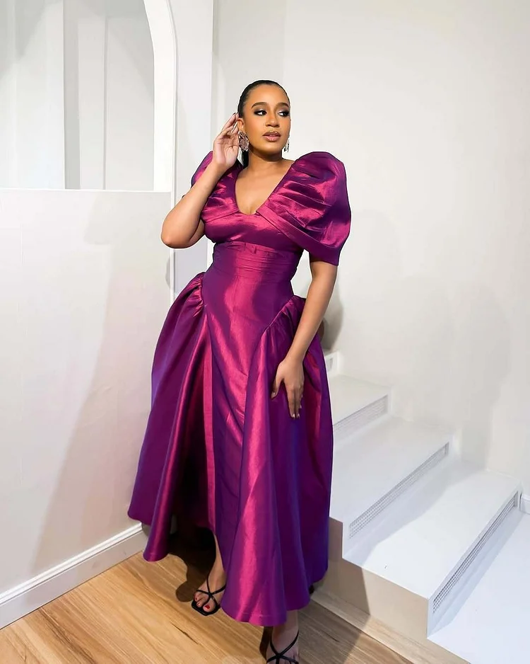 Taffeta Puff Sleeve Waisted Dress with Large Skirt 