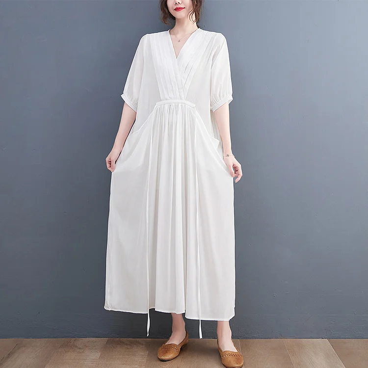 Literary Retro Solid Color Pleated V-Neck Midi Dress - yankia