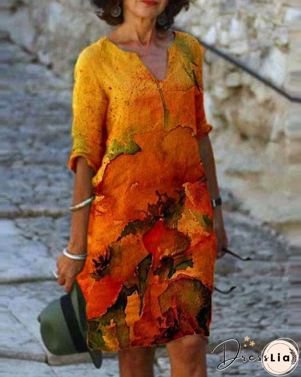 Casual Printed Tunic V-Neckline Half Sleeve Shift Dress