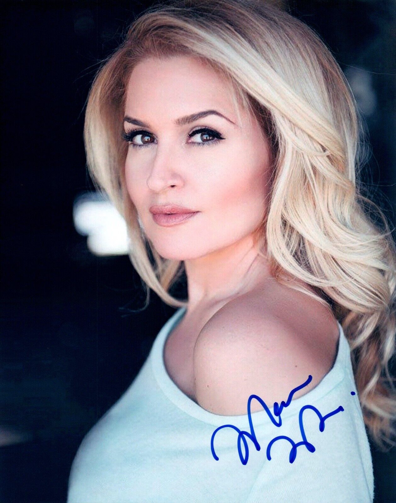 Mara Marini Signed Autograph 8x10 Photo Poster painting Sexy Actress Parks and Recreation COA