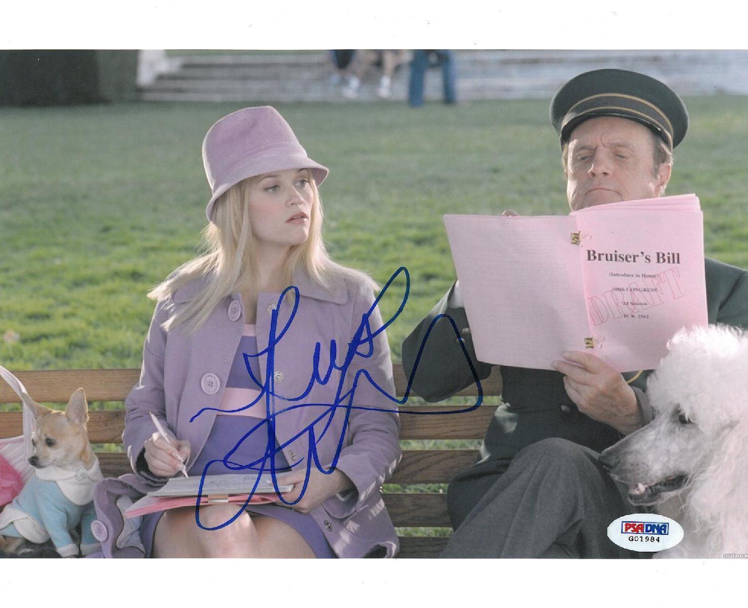 Reese Witherspoon Signed Legally Blonde Authentic 8x10 Photo Poster painting (PSA/DNA) #G01984