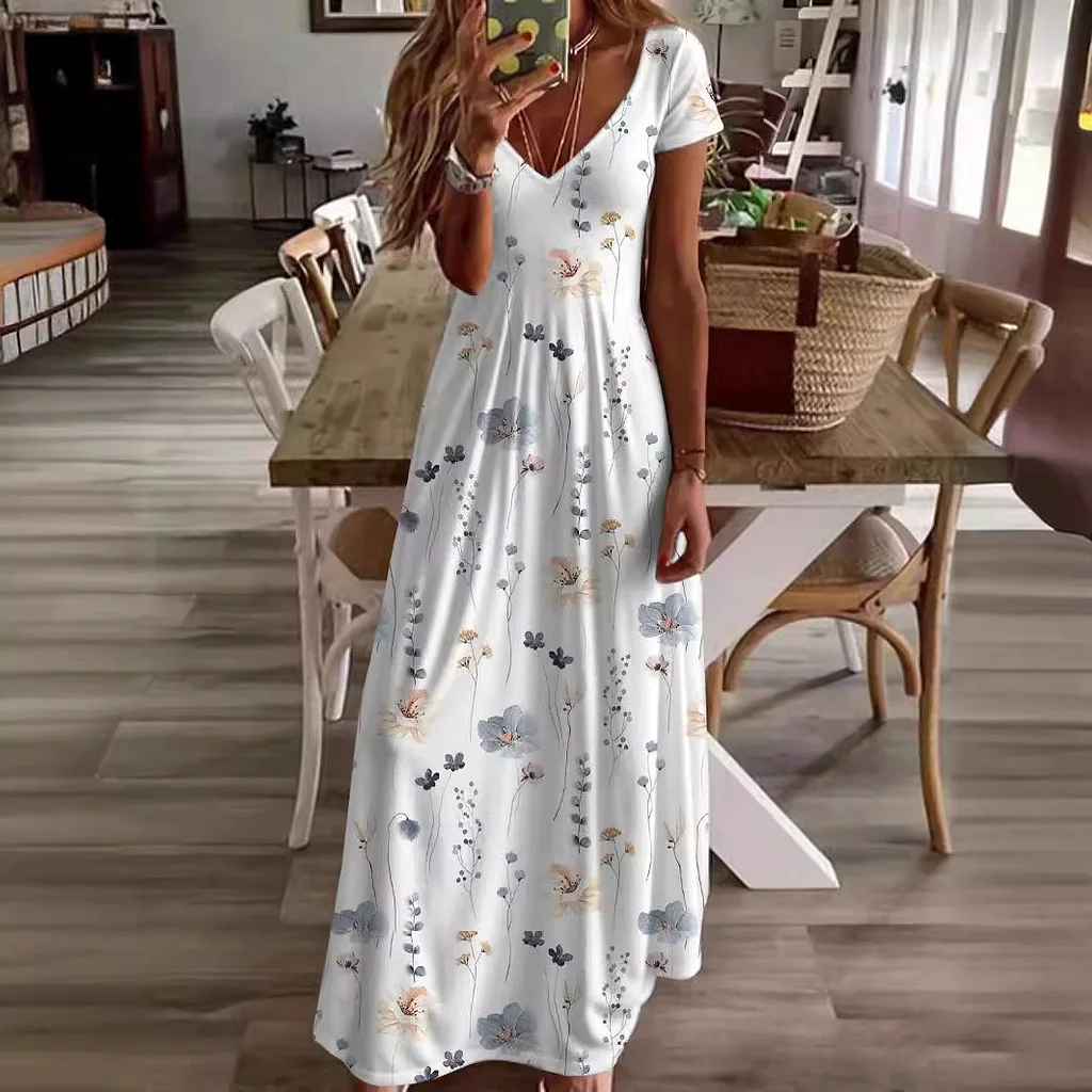 Dress Shopping Guide for a 50-Year-Old Lady: Sophisticated Styles for Every Occasion