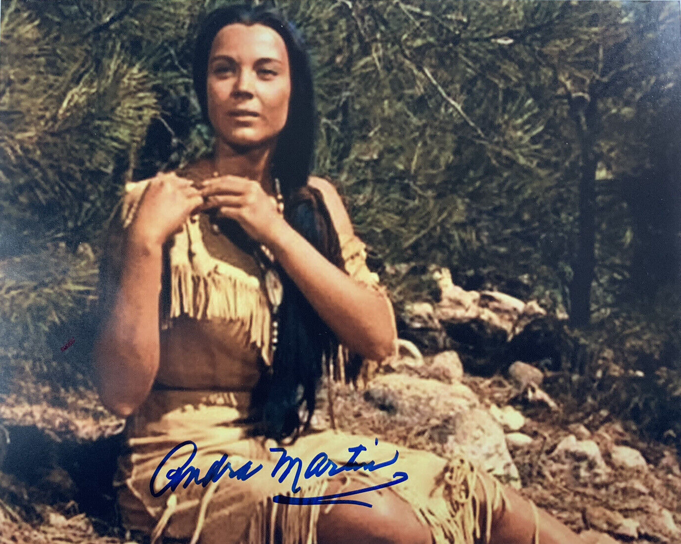 ANDRA MARTIN HAND SIGNED 8x10 Photo Poster painting YELLOWSTONE KELLY ACTRESS AUTOGRAPH