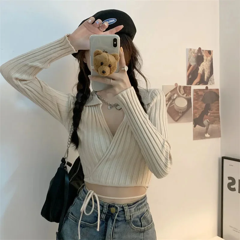 Uveng Uveng Strapped Sweater Cardigan Woman Spring 2023 New Hot Girl Exposed Umbilly Knitted Blouse Outside Tide