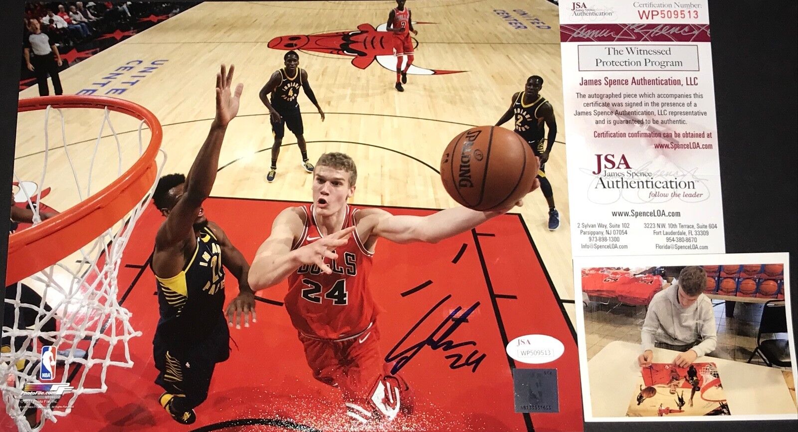 Lauri Markkanen Chicago Bulls Autographed Signed 8x10 Photo Poster painting JSA WITNESS COA 3