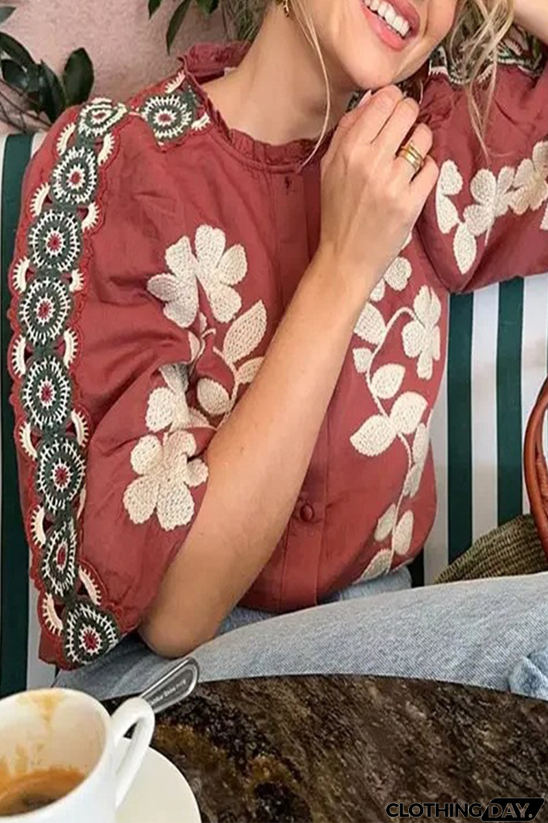 Casual Floral Print Buttons O Neck Blouses