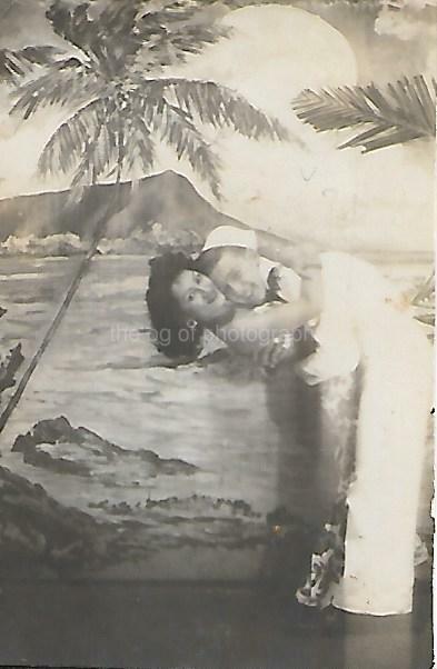 Small Found Photo Poster painting WWZ STUDIO bw SOUTH PACIFIC Original Portrait MAN WOMAN 17 52F