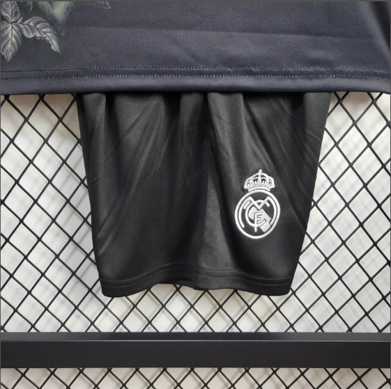 2024-2025 Real madrid Y3 Black Kids Kit Football Shirt Thai Quality