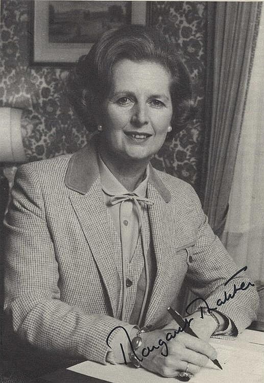 MARGARET THATCHER Signed Photo Poster paintinggraph Politician / British Prime Minister preprint