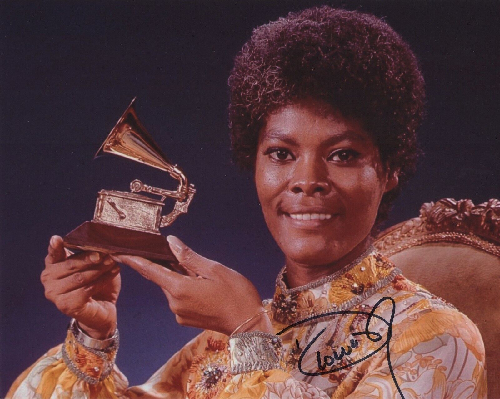 DIONNE WARWICK AUTOGRAPH SIGNED 8X10 Photo Poster painting GRAMMY AWARD WINNER #4