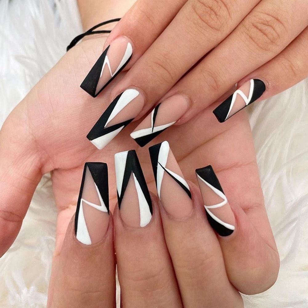 24pc Fake Nails With Geometry Pattern Designs Press On False Nails Black&White Full Cover Nail Tips French Coffin Ballerina Nail