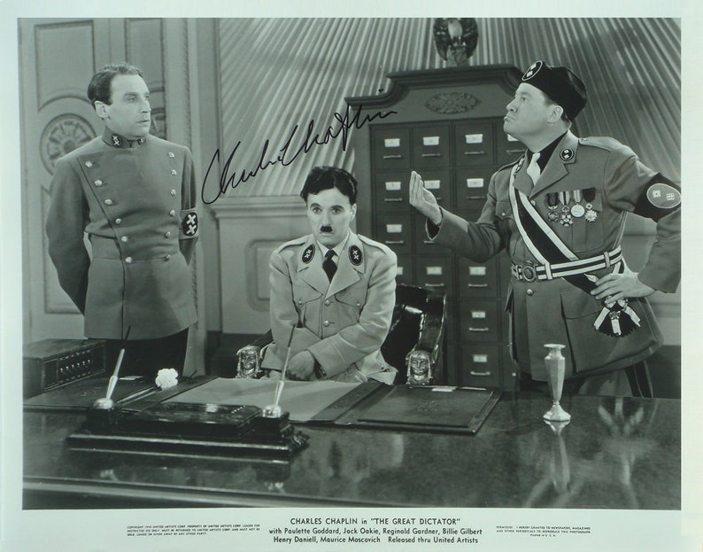 CHARLIE CHAPLIN SIGNED Photo Poster paintingThe Great Dictator The Tramp wcoa