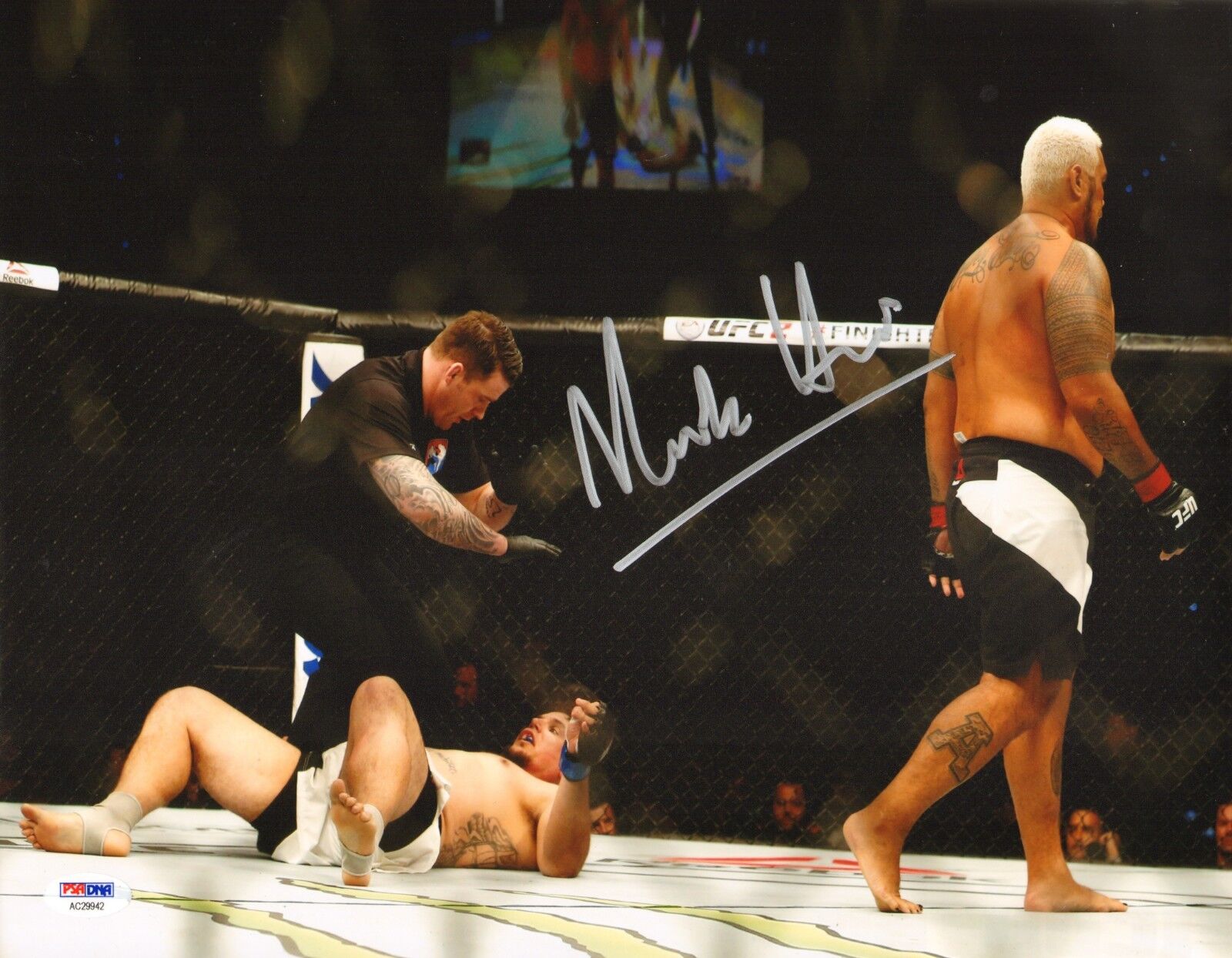 Mark Hunt Signed 11x14 Photo Poster painting PSA/DNA UFC Picture Auto'd Fight Night 85 Frank Mir