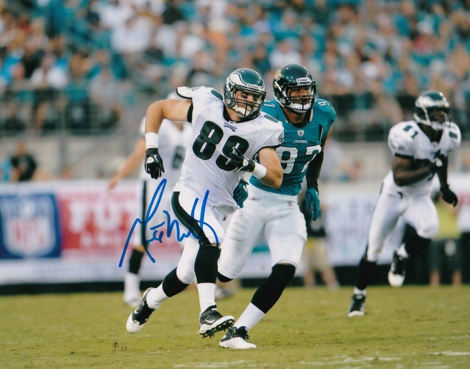 GARRETT MILLS PHILADELPHIA EAGLES ACTION SIGNED 8x10