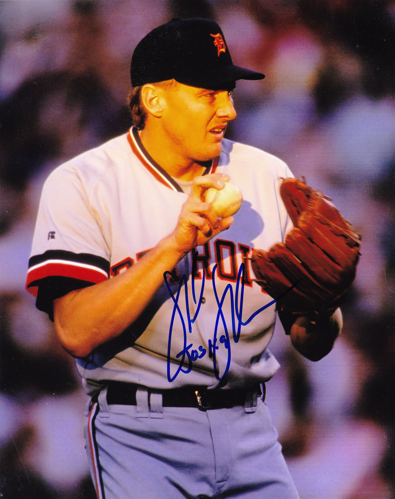 MIKE MOORE DETROIT TIGERS ACTION SIGNED 8x10