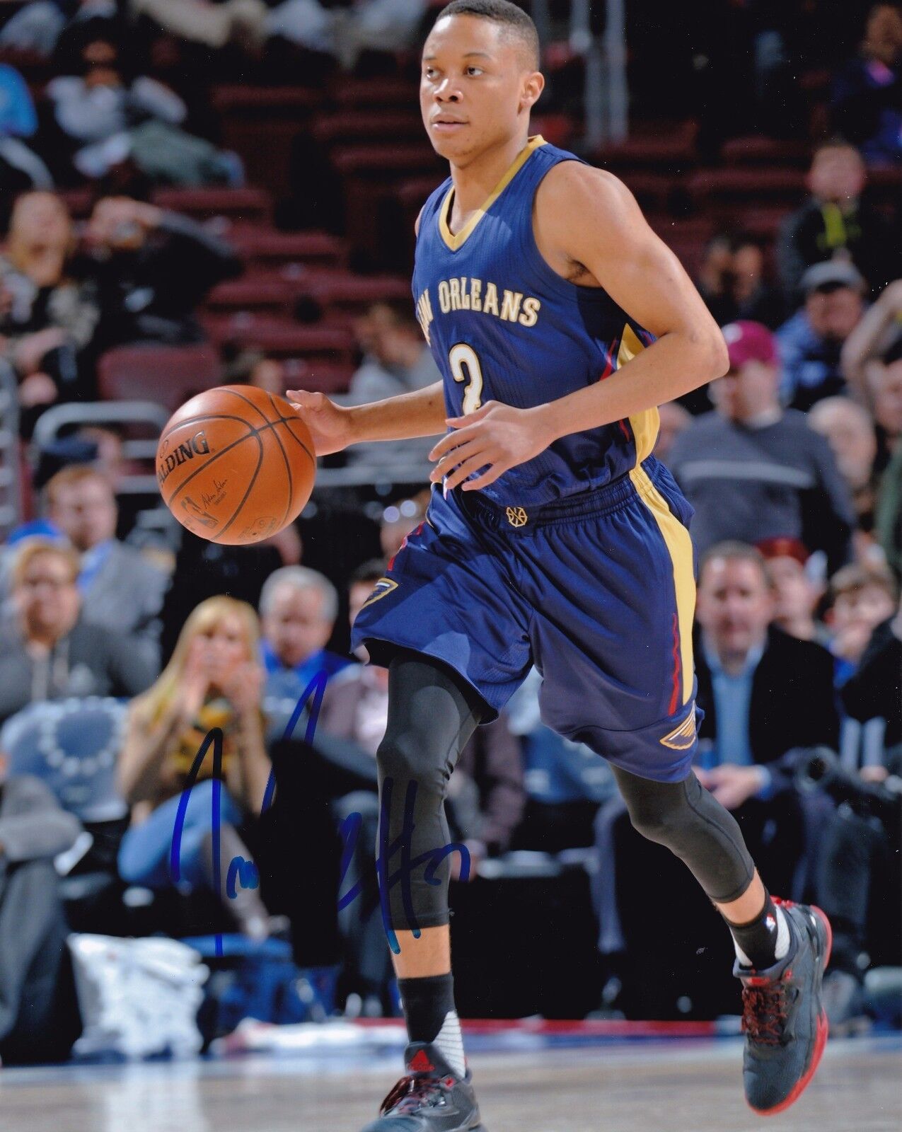 Tim Frazier autographed 8x10 New Orleans Pelicans#S376