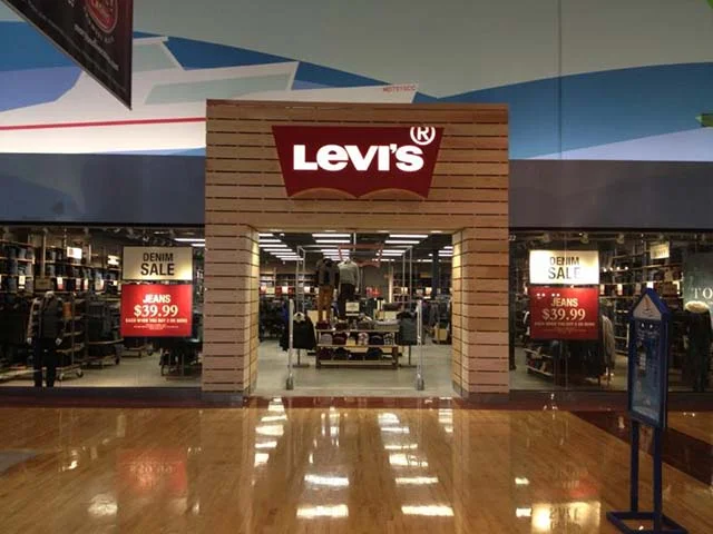 Outlet és farmerbolt a közelben, 7600 Clark Road, Hannover | Levi's® 456