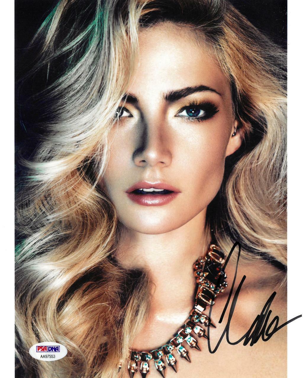Clara Paget Signed Authentic Autographed 8x10 Photo Poster painting PSA/DNA #AA97553