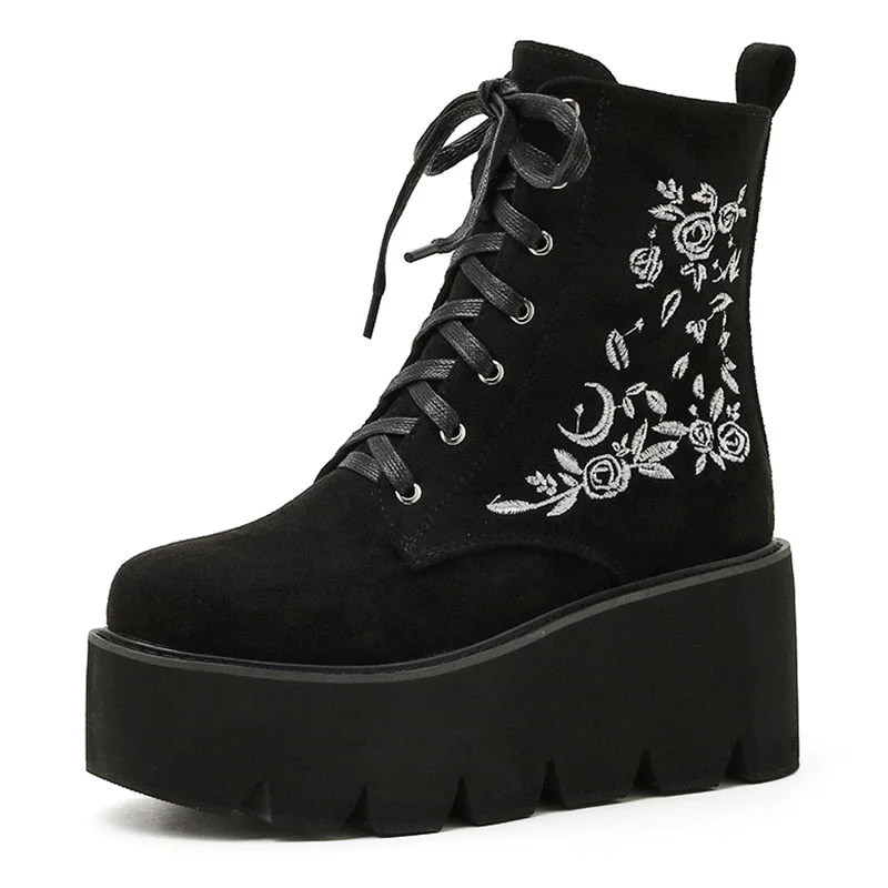 Gdgydh Retro Gothic Style Embroidered Flower Boots Women Platform Wedge Black Suede Heel Thick Bottom Ankle Boots With Zipper