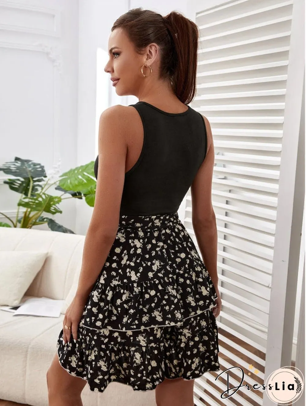 Elegant Sleeveless Round Neck Floral Tank Mini Dress