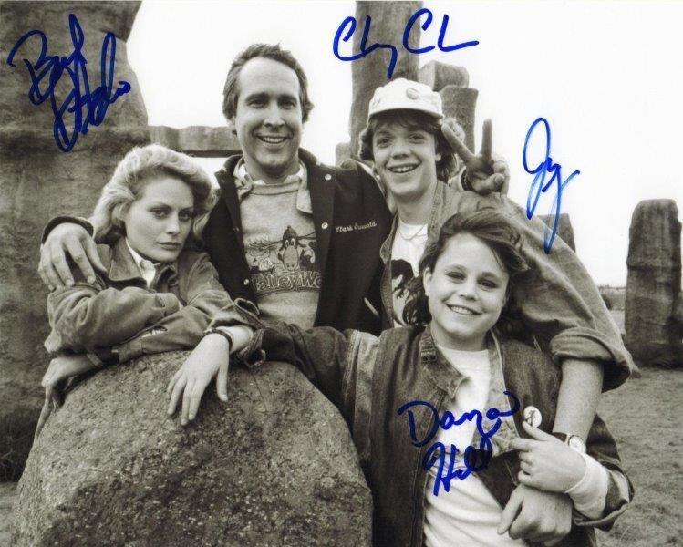 REPRINT - NATIONAL LAMPOONS VACATION Cast Chevy Chase Signed 8 x 10 Photo Poster painting RP