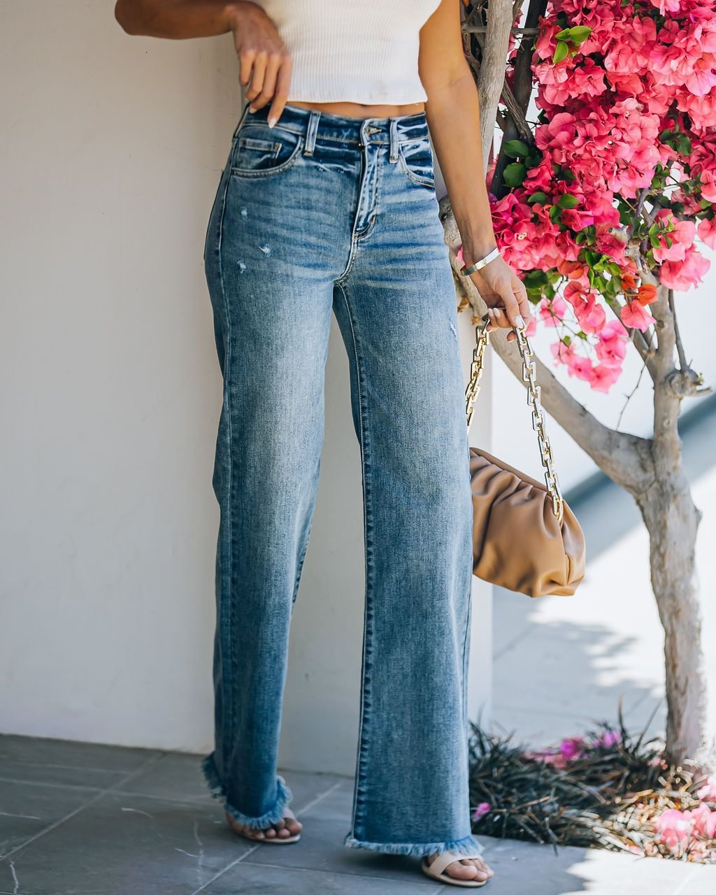 Denim Trousers With Frayed Edges Of Washed Wear-white And Jeans