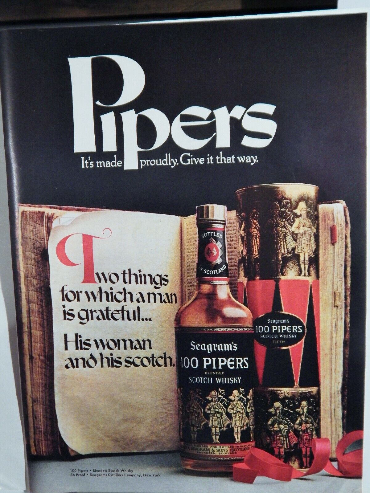100 PIPERS SCOTCH WHISKY 1971 VTG Photo Poster painting AD, RARE EPHEMERA