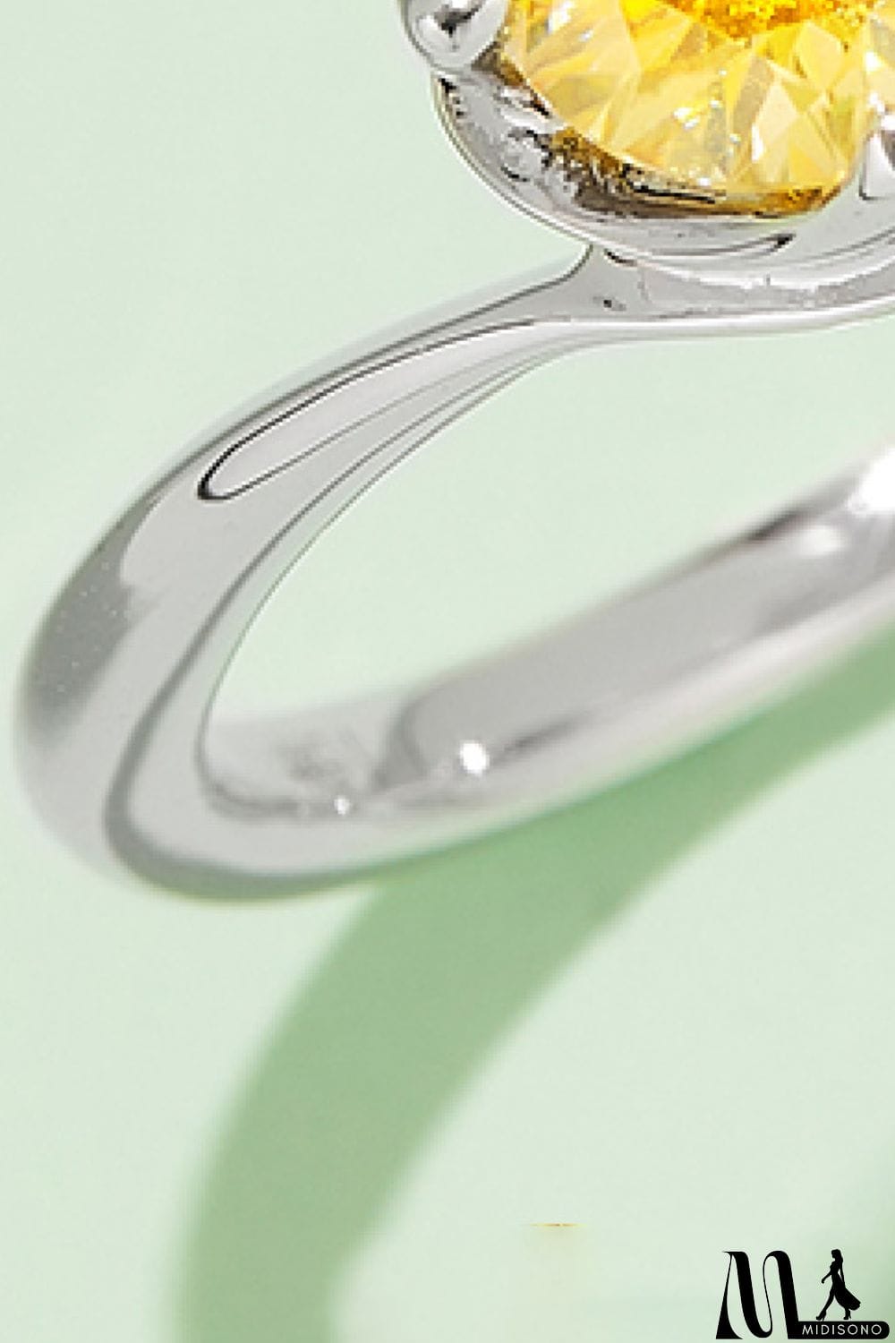 MidiSono - 1 Carat Moissanite 925 Sterling Silver Solitaire Ring