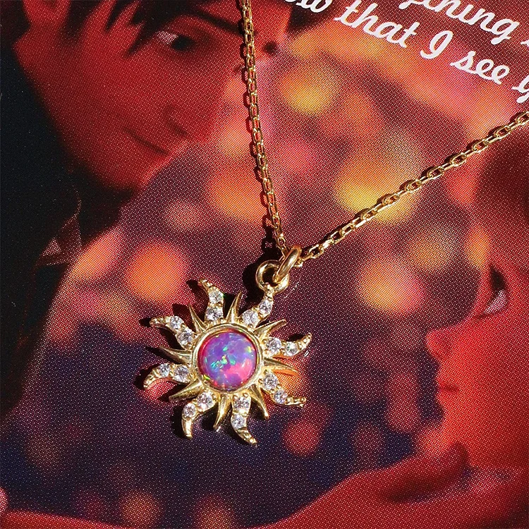 Retro Barbie gold necklace