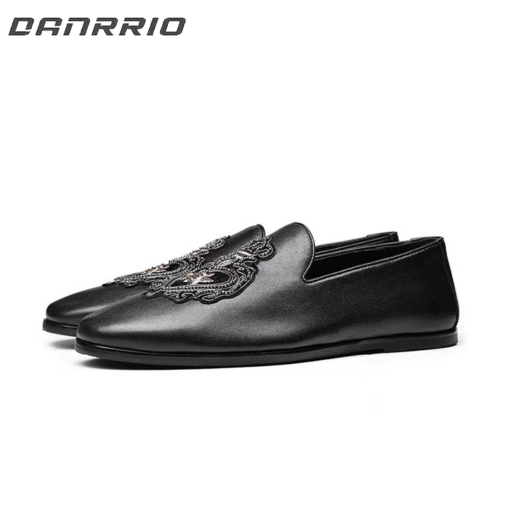 DANRRIO New Styles Fashion Embroidery Loafers Fashion Wallets Shoes DANRRIO.COM DANRRIO