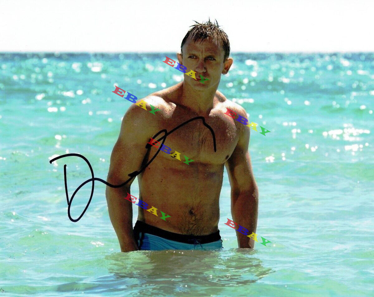 Daniel Craig James Bond Autographed Signed 8x10 Photo Poster painting Reprint