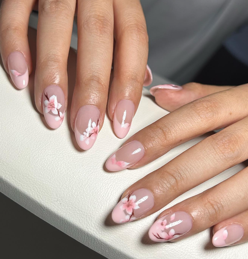 Almond Nail Designs (21 Photos) | Almond nails designs, Almond nails,  Acrylic nail designs