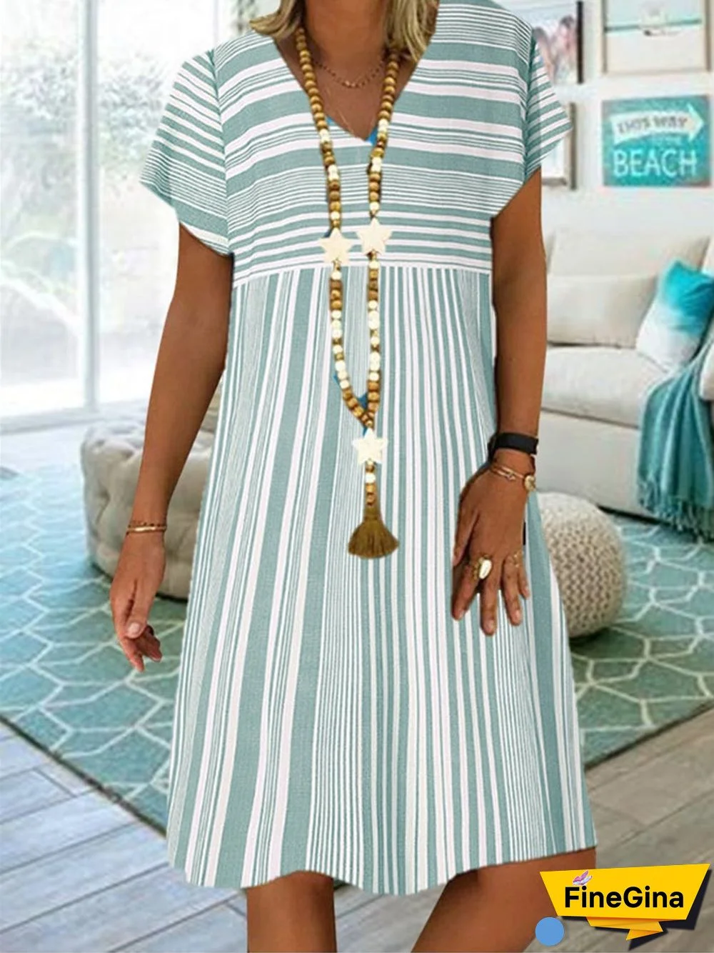 Women's Short Sleeve V-neck Graphic Striped Midi Dress