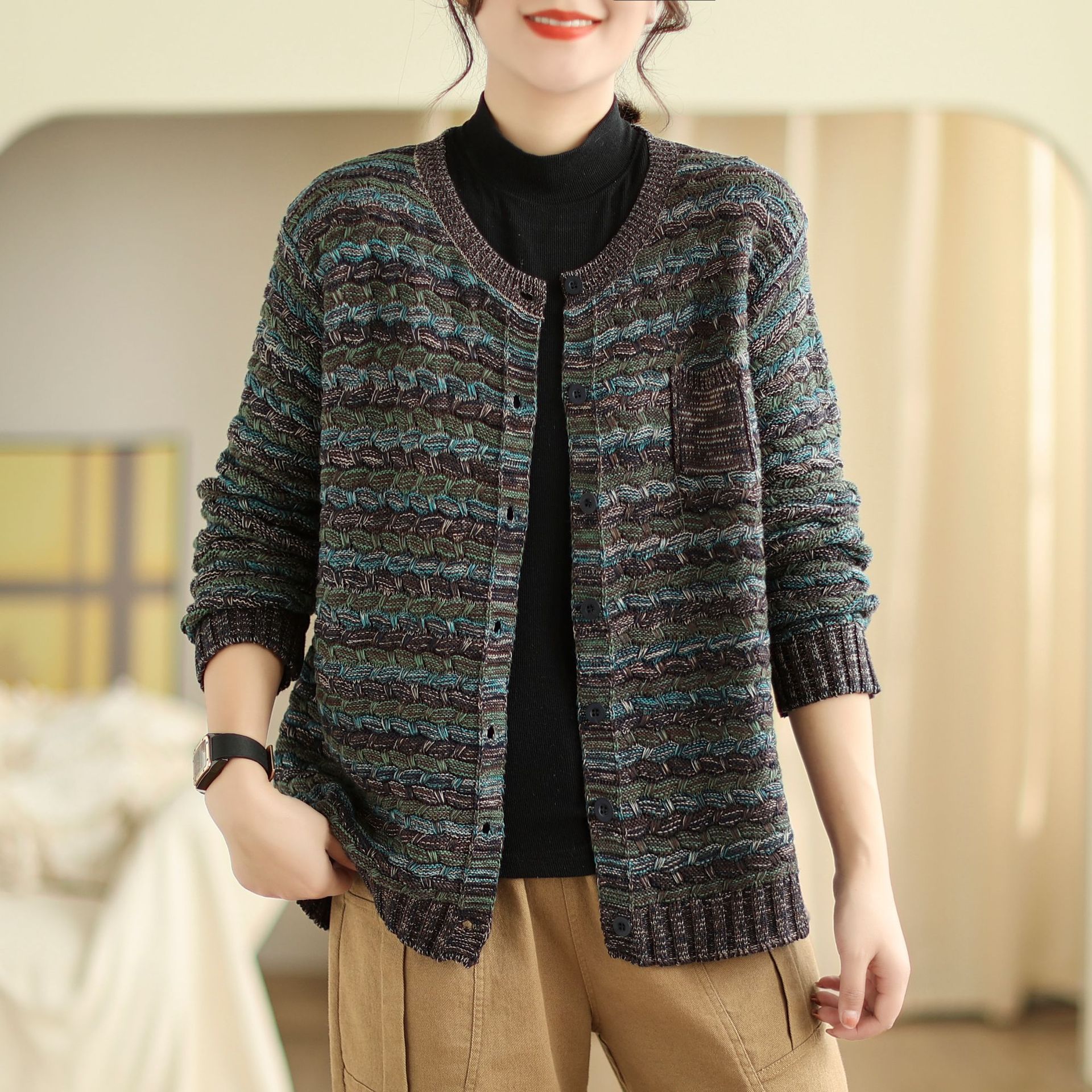 Retro Contrast Striped Long Sleeved Knitted Jacket wearshes