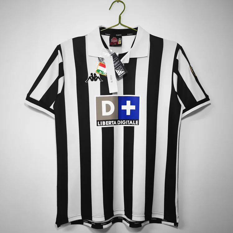 1998/99 Juventus home retro jersey