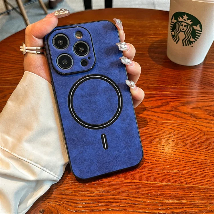 Etui na telefon iPhone z owczej skóry, ładowane magnetycznie