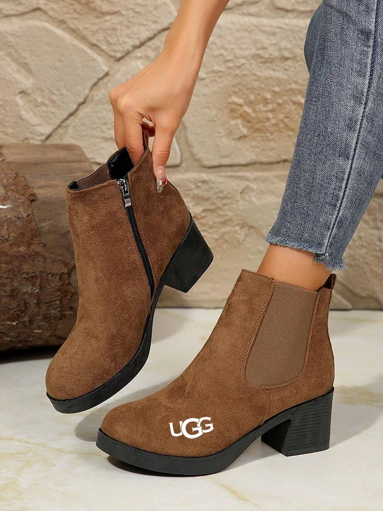 Buty UGG z zamkiem z boku