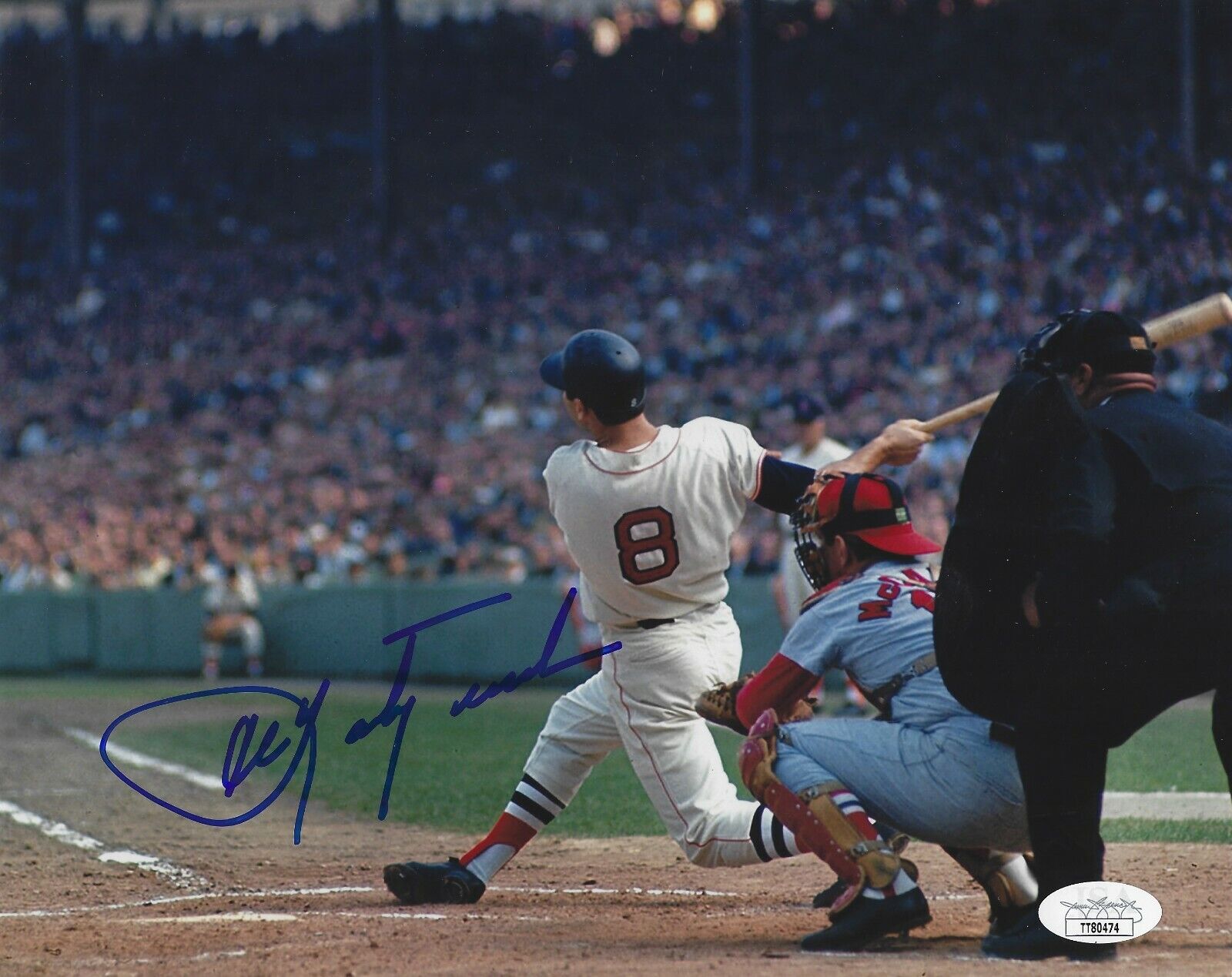 Autographed CARL YASTRZEMSKI Boston Red Sox 8x10 JSA COA