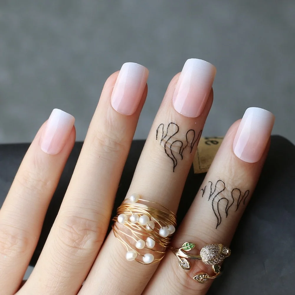 French Ombre False nails Short Square 24pcs/set Ladies decoration design Nude Fake nails Natural Acrylic nails-Nail Inspo