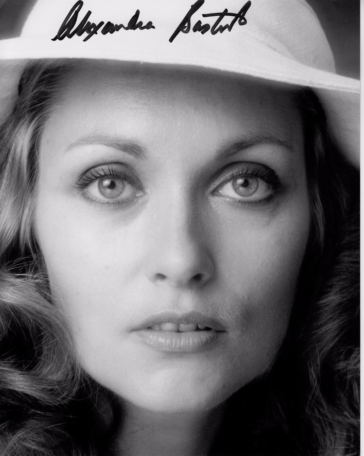 ALEXANDRA BASTEDO hand-signed STUNNING YOUNG B/W CLOSEUP 8x10 w/ uacc rd COA