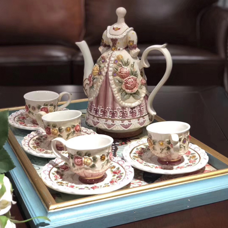 English Coffee Cup Noblewoman Teapot & Cup Saucer Set