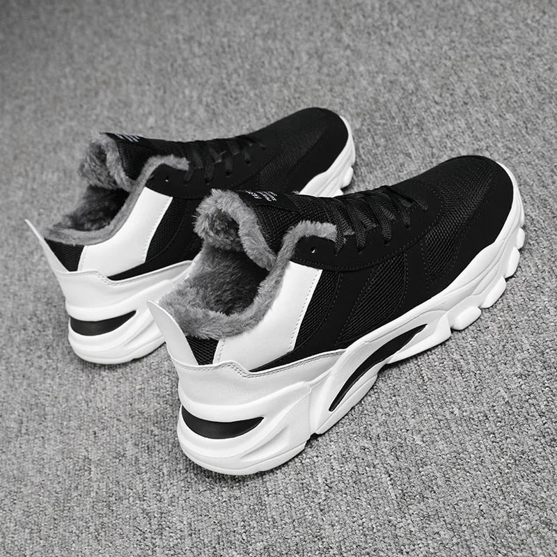 Nine o'clock Stylish Winter Men Plush Shoes Outdoor Anti-skid Male Casual Footwear Warm Lined Lace-up Shoes 2021 New All-match